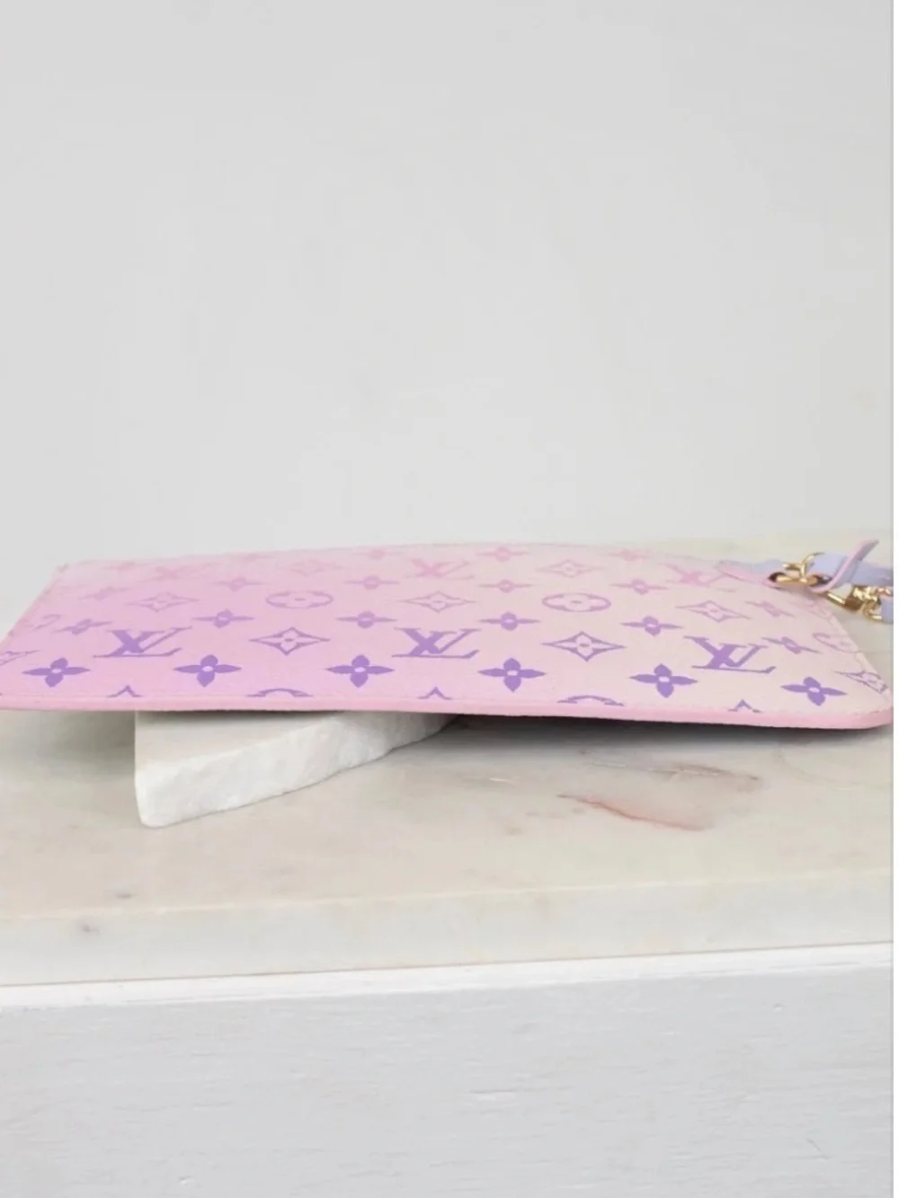 New Authentic Louis Vuitton Sunrise Pastel Pink Lilac Monogram Logo Wristlet
